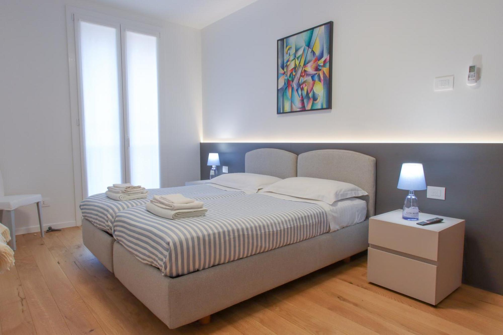 Casa Ardo Wifi & Free Parking In Lecco Center Apartment Exterior photo