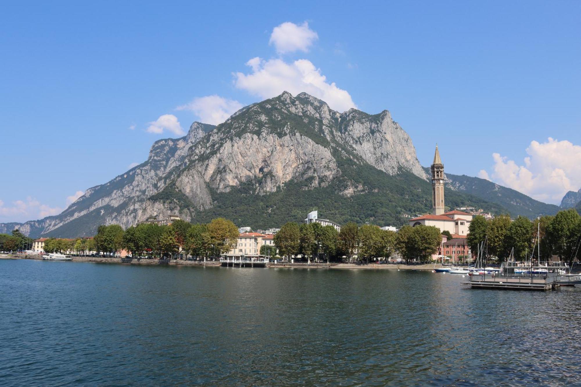 Casa Ardo Wifi & Free Parking In Lecco Center Apartment Exterior photo
